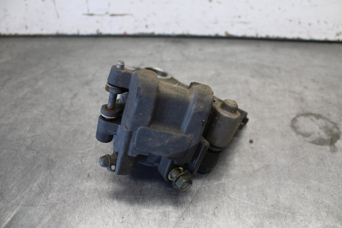 07-09 YAMAHA FZ6 REAR BACK BRAKE CALIPER W MOUNT BRACKET BB713