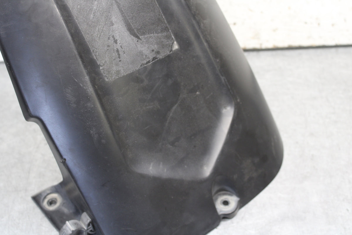 08-09 YAMAHA YZF R6S REAR BACK WHEEL TIRE HUGGER FENDER  BB690