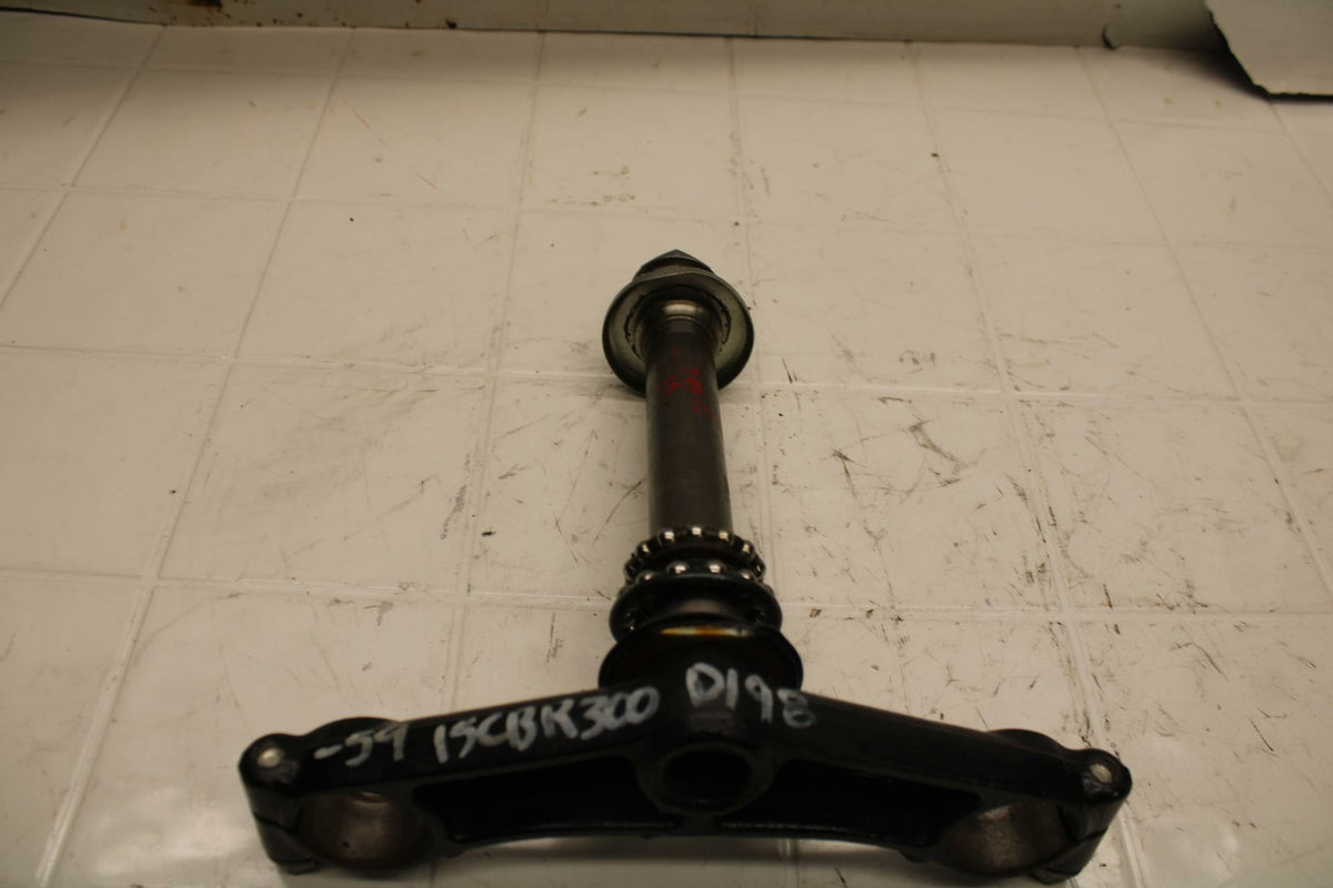 15-16 HONDA CB300F FRONT FORKS CLAMP LOWER TRIPLE TREE STEM BB05