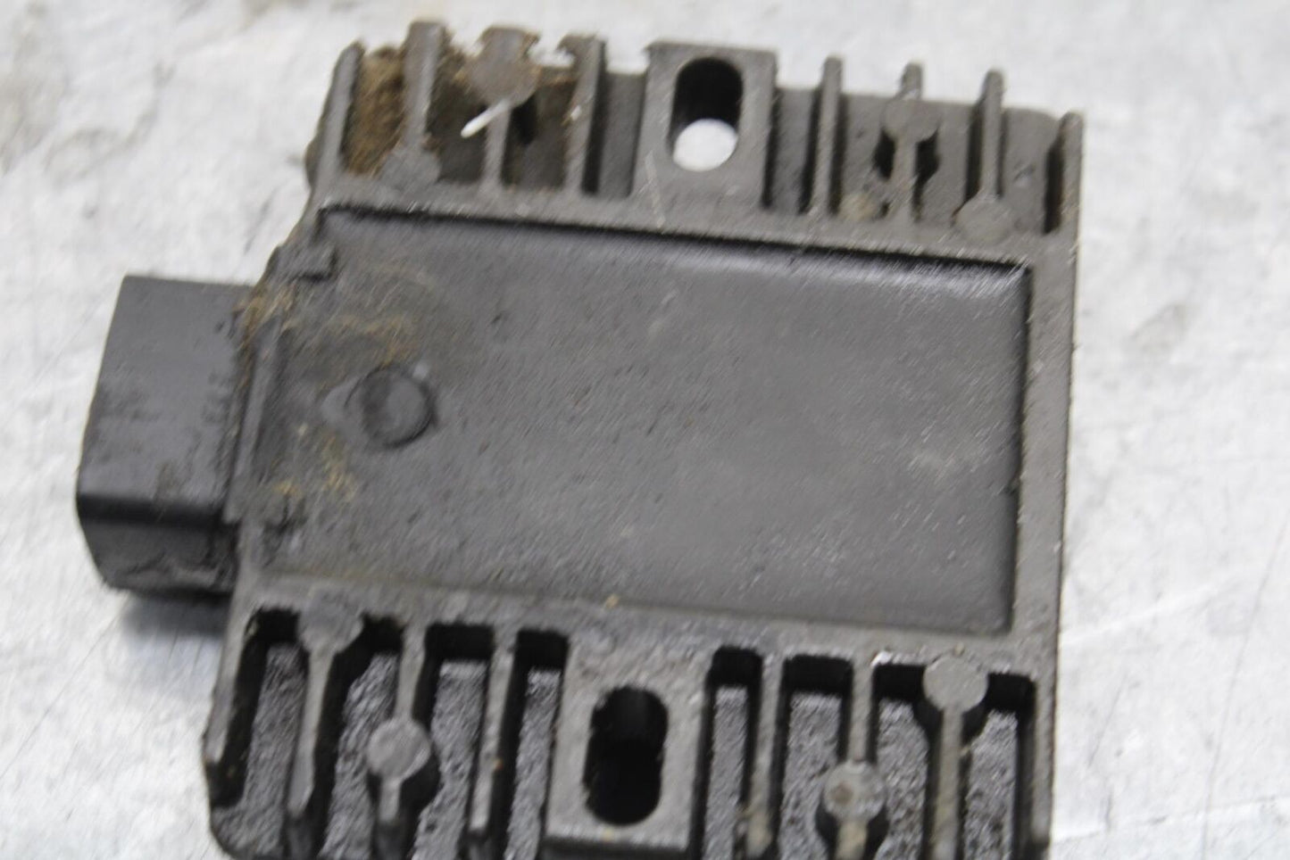 2006 Kawasaki Vulcan 900 VN900B Classic RECTIFIER VOLTAGE REGULATOR  BB585