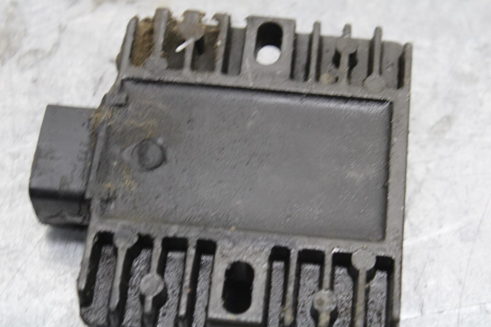 2006 Kawasaki Vulcan 900 VN900B Classic RECTIFIER VOLTAGE REGULATOR  BB585