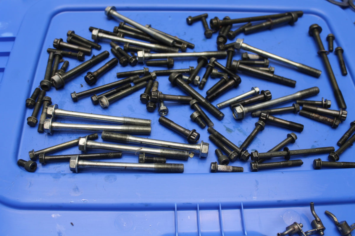 03 SUZUKI GSXR600 ENGINE MOUNTING BOLTS HARDWARE MOTOR SCREWS BB801