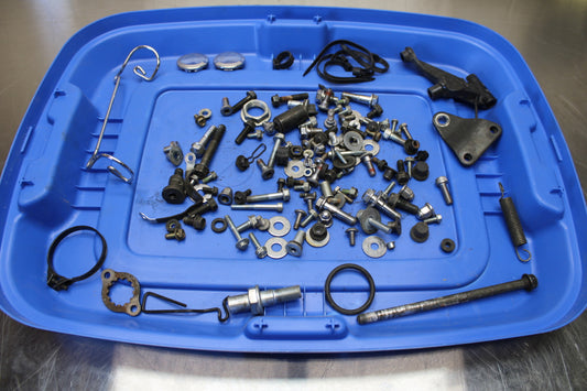 03-05 HONDA SHADOW CLASSIC 750 MOUNTING BOLTS HARDWARE MOTOR SCREWS BB139