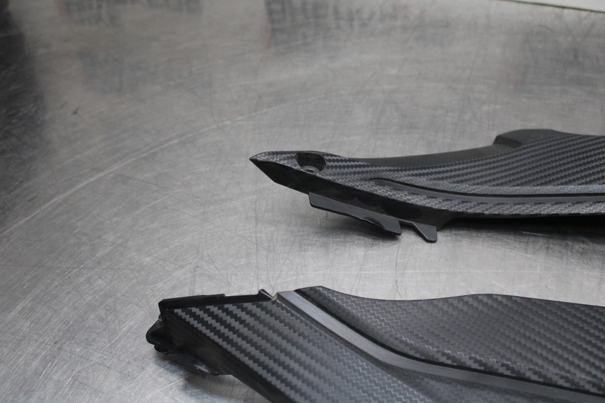 15-17 YAMAHA FJ09 RIGHT LEFT GAS FUEL TANK PANELS COVERS TRIM SET COWLS  BB906