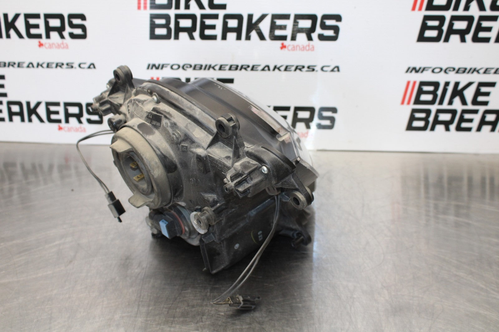 06-07 SUZUKI GSXR 600 FRONT HEADLIGHT HEAD LIGHT LAMP BB170