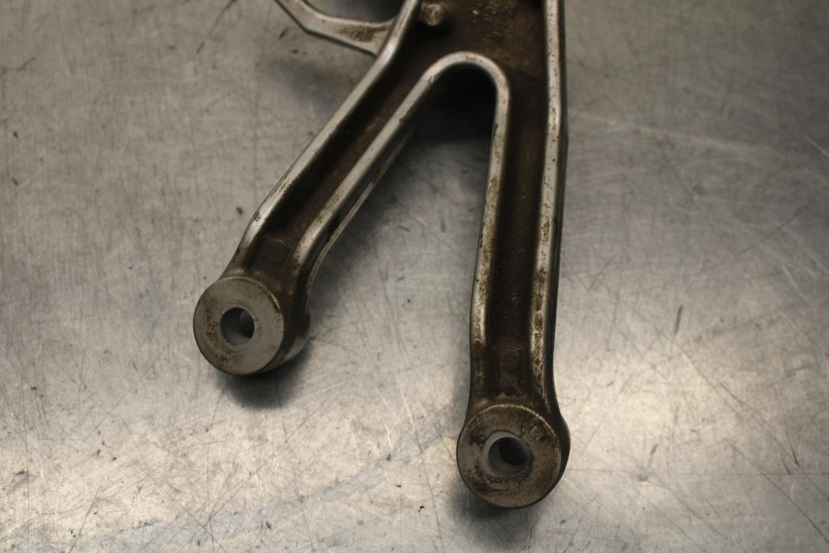 2003 Suzuki SV1000S RIGHT REAR FOOT REST PEG STEP BB85