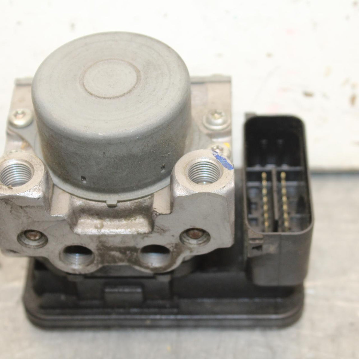 15-18 HONDA CB300FA ABS PUMP UNIT MODULE BB646