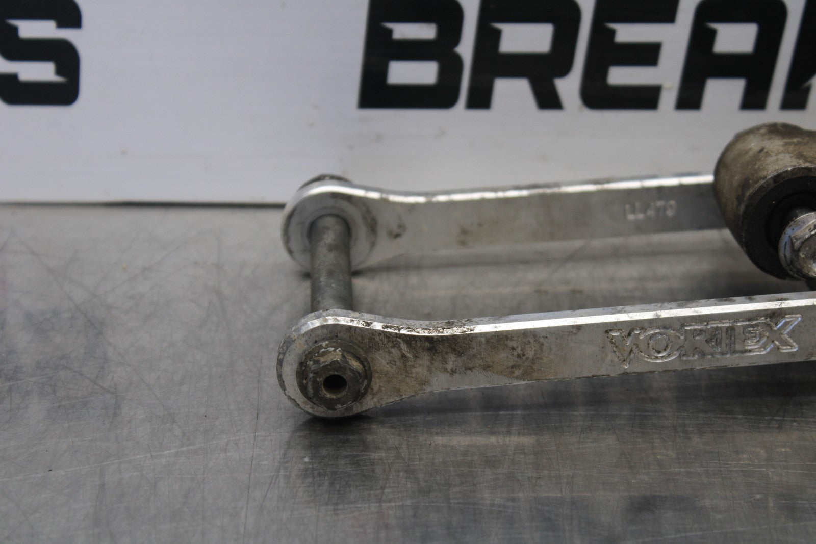 07-08 KAWASAKI NINJA ZX6R VORTEX REAR DOGBONE SHOCK LINKAGE LINK BB203