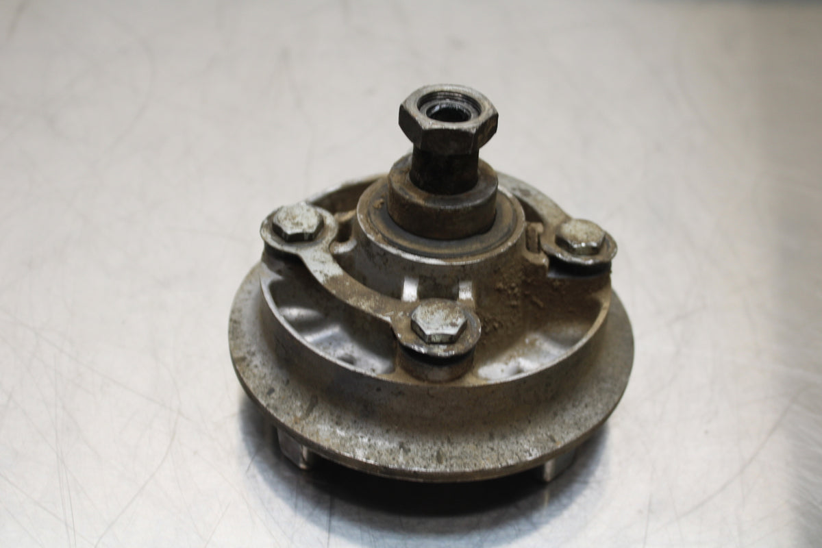 69-70 YAMAHA L5T REAR HUB CUSH DRIVE BB138