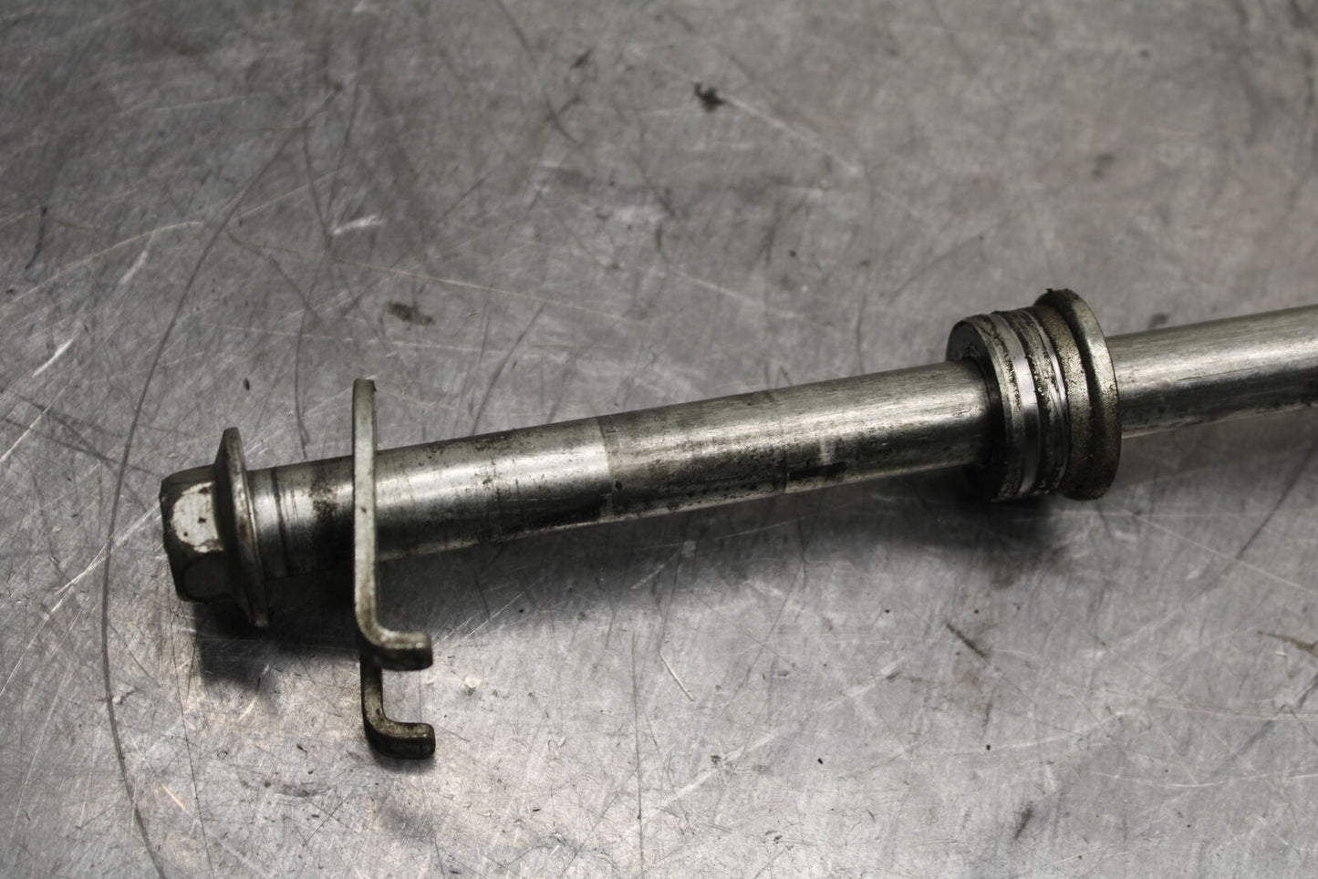 15-16 HONDA CB300F REAR AXLE BACK WHEEL RIM PIVOT BOLT AXEL BB740
