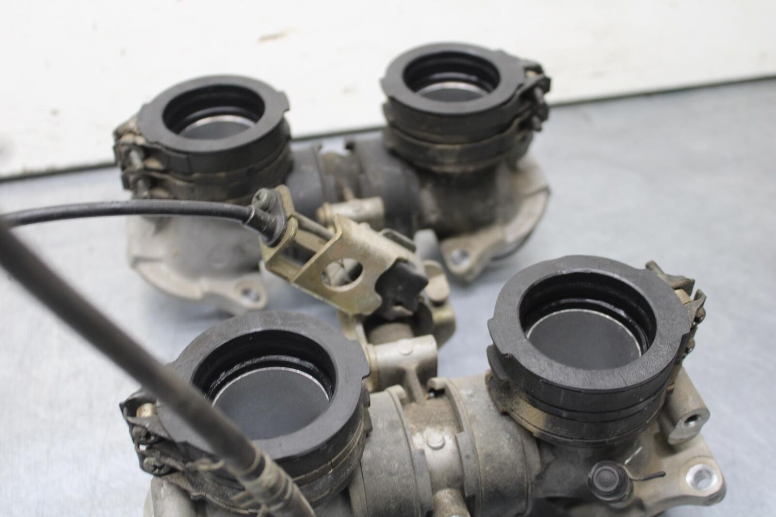 1998 Yamaha Vmax 1200 VMX1200 AIRBOX INTAKE VELOCITY STACKS BB620