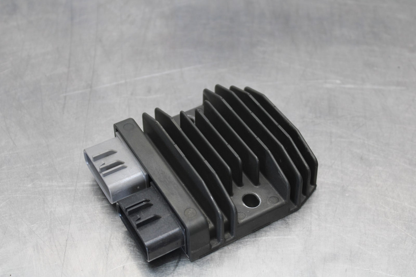 23-24 YAMAHA MT-07 RECTIFIER VOLTAGE REGULATOR BB194