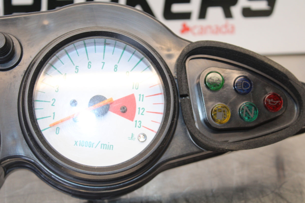 00 SUZUKI SV650 SPEEDO TACH GAUGES DISPLAY CLUSTER SPEEDOMETER TACHOMETER BB156