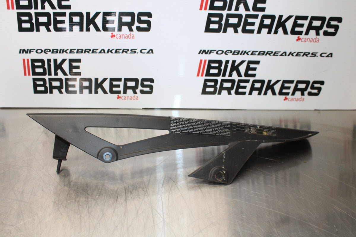 07 KAWASAKI Z1000 REAR BACK DRIVE CHAIN GUARD COVER SHIELD BB148