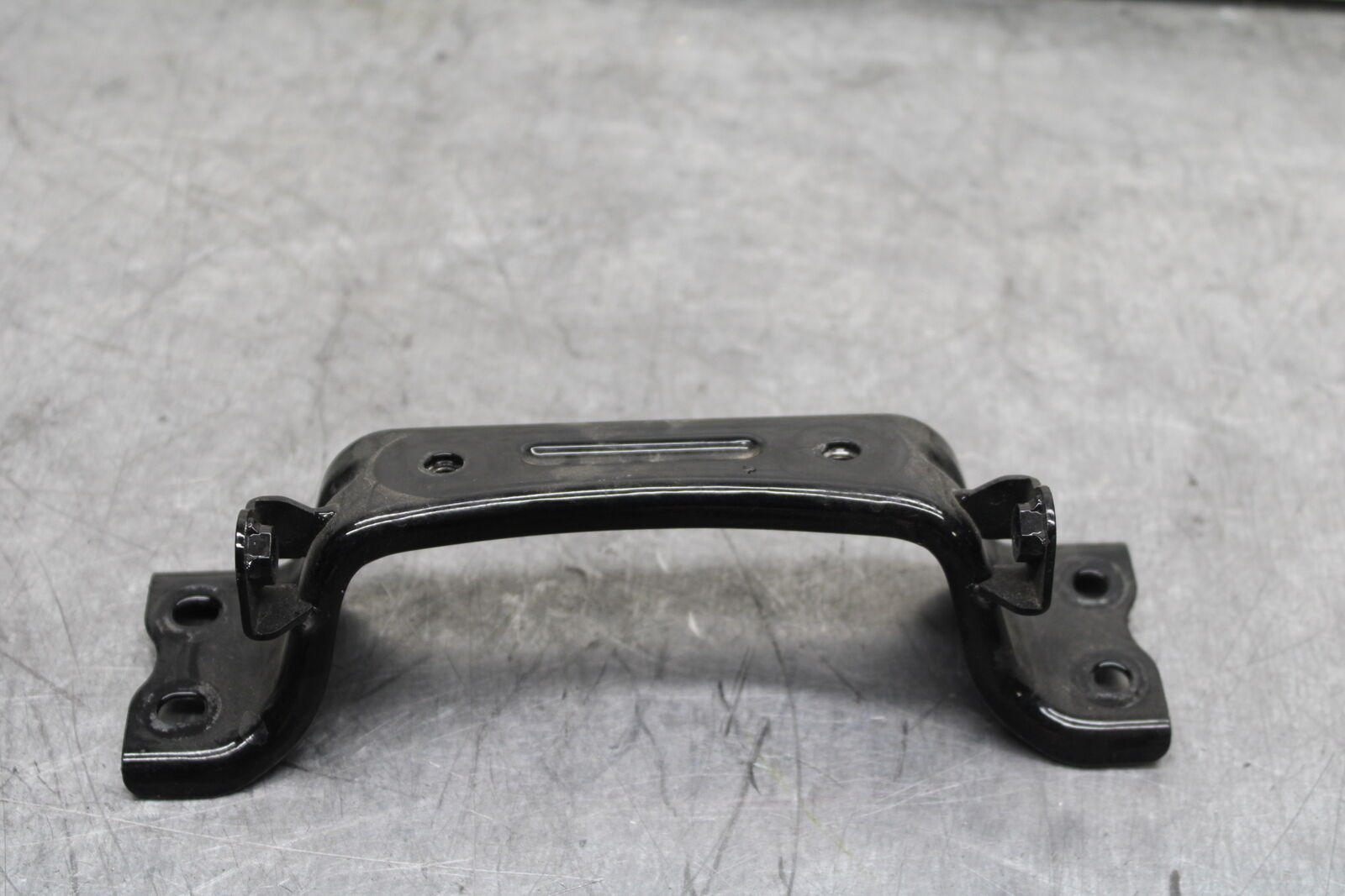 19-22 KAWASAKI Z400 GAS TANK FUEL CELL PETROL RESERVOIR BRACKET MOUNT BB738
