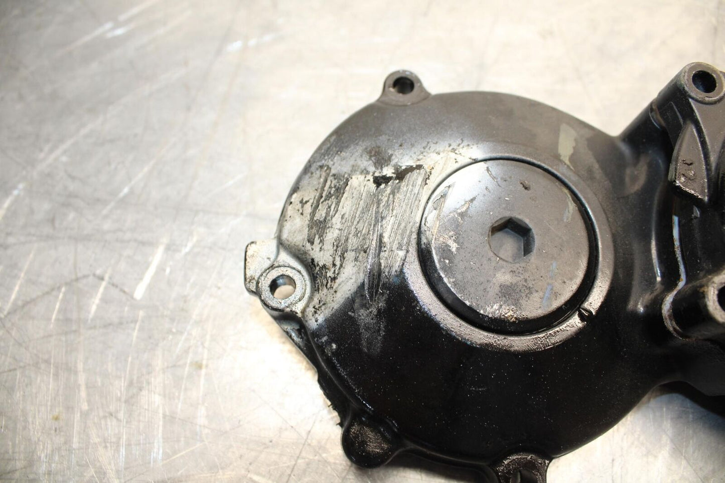 04-05 SUZUKI GSXR600 STARTER GEAR COVER BB329