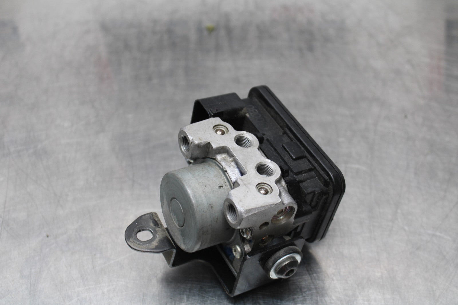 13-17 KAWASAKI NINJA 300 EX300 ABS ABS PUMP UNIT MODULE BB187