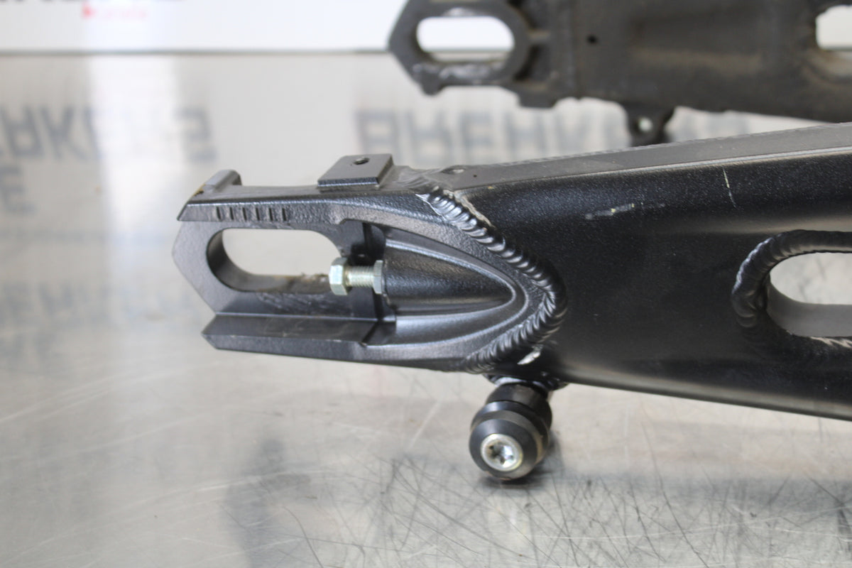 07 KAWASAKI Z1000 REAR SWINGARM BACK SUSPENSION SWING ARM BB148