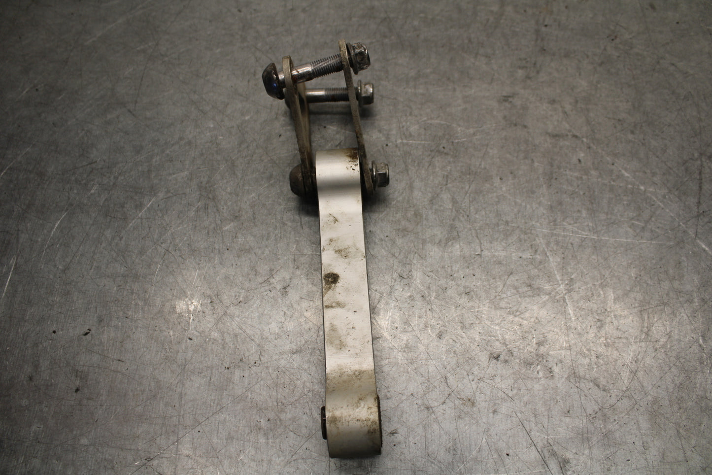 09-11 TRIUMPH DAYTONA 675 REAR DOGBONE SHOCK LINKAGE LINK BB652