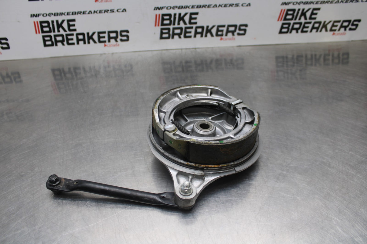 15 SUZUKI BOULEVARD C50 REAR DRUM BRAKE  BB775
