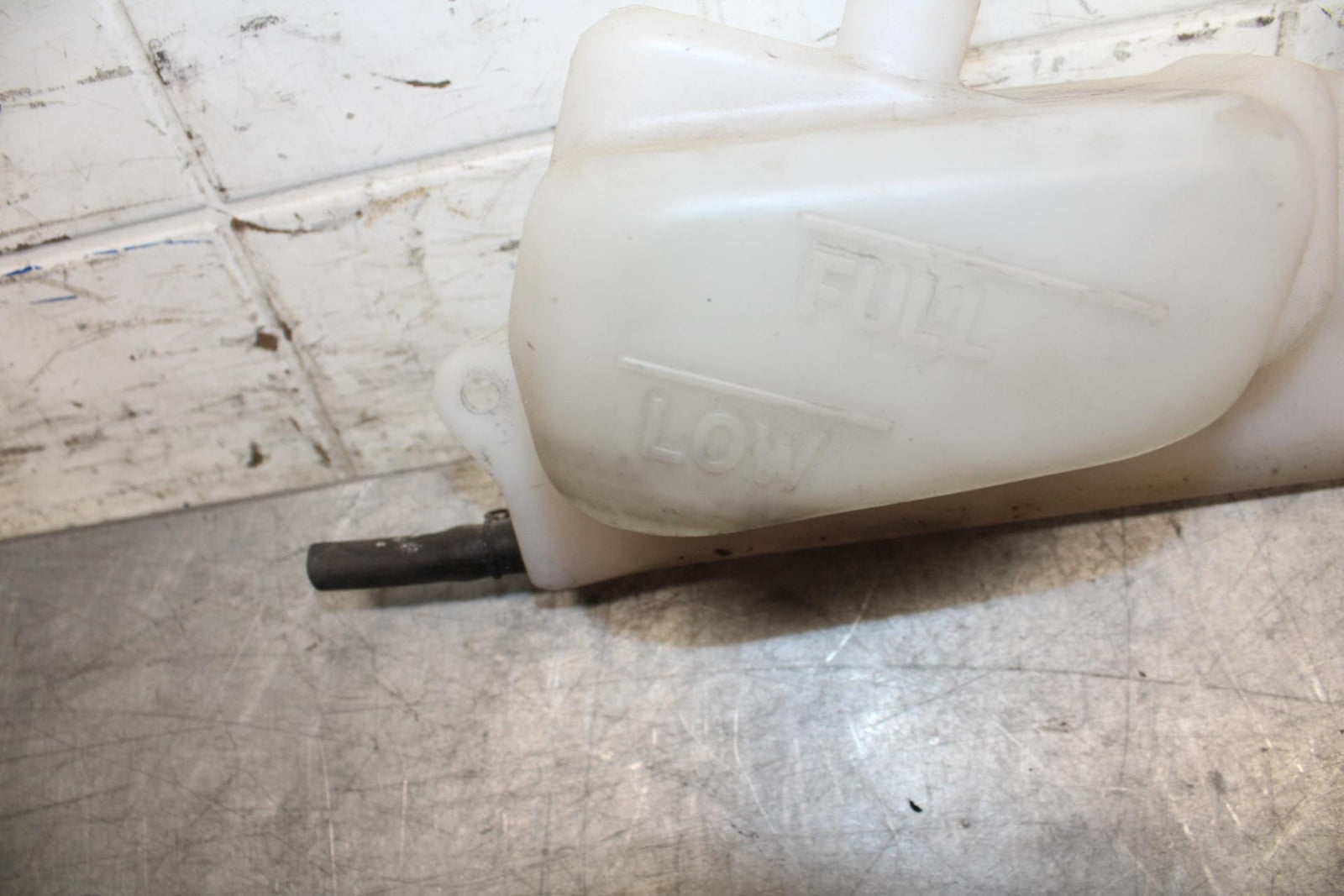 2001 Kawasaki Ninja ZX6 ZX600E COOLANT WATER TANK RESERVOIR BOTTLE BB547