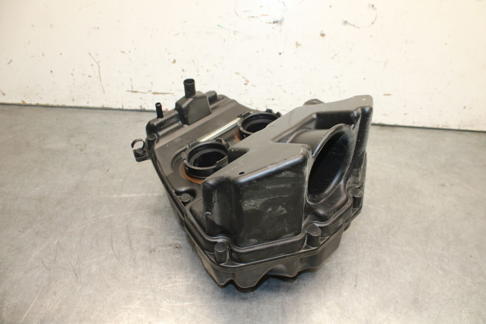 18-24 KAWASAKI NINJA 650 AIRBOX AIR INTAKE FILTER BOX BB725