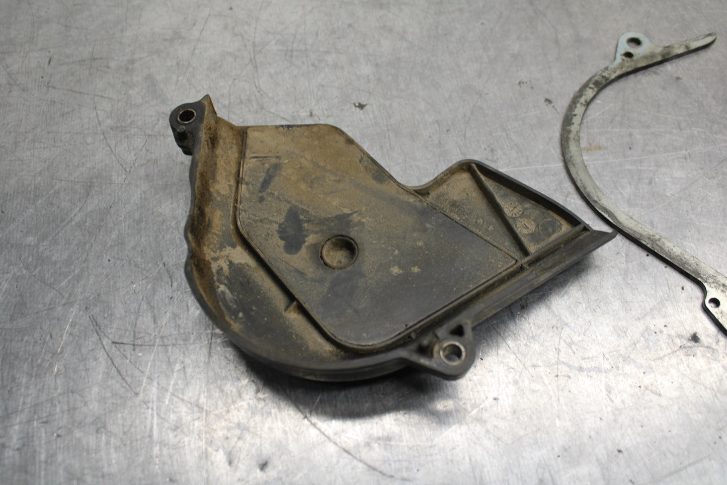 05-06 HONDA CBR600RR ENGINE SPROCKET COVER BB739