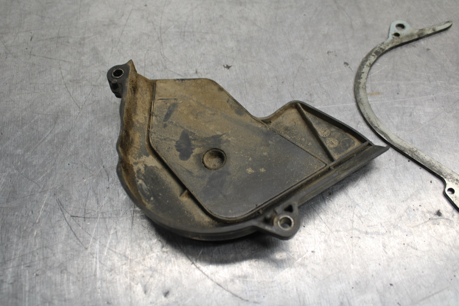 05-06 HONDA CBR600RR ENGINE SPROCKET COVER BB739