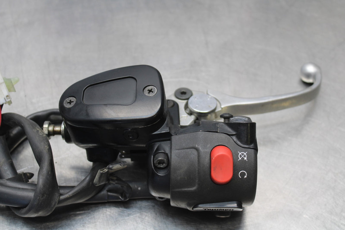 05 TRIUMPH ROCKET III FRONT BRAKE MASTER CYLINDER BB186