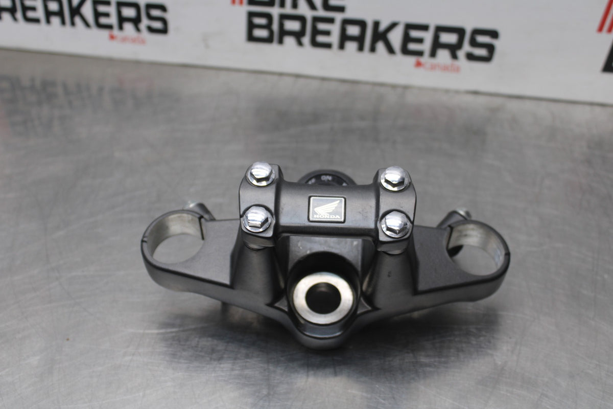 18 HONDA CB500F FORKS UPPER TRIPLE TREE CLAMP BB861