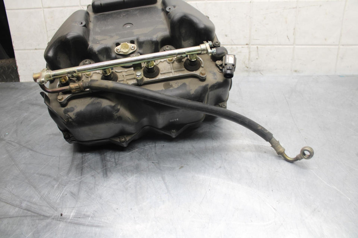 2003 Honda CBR600RR AIRBOX INTAKE FILTER BOX 17221-MEE-D00 17232-MEE-000 BB511