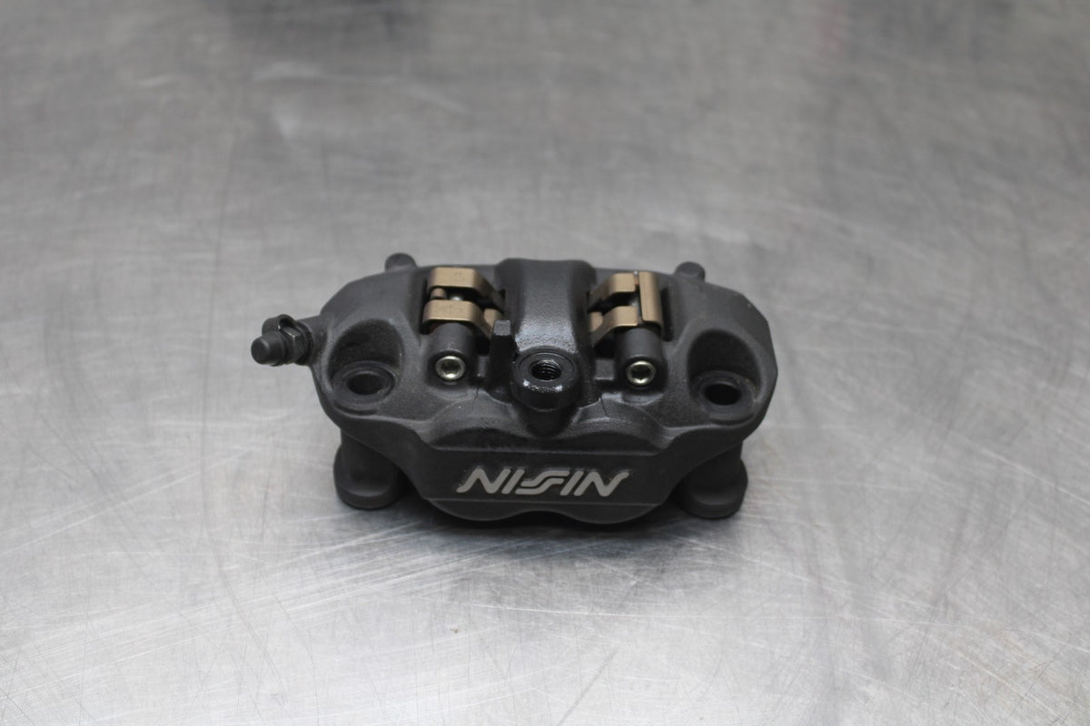 24-25 KAWASAKI NINJA ZX6R RIGHT LEFT FRONT BRAKE CALIPER SET PAIR BB785-CH