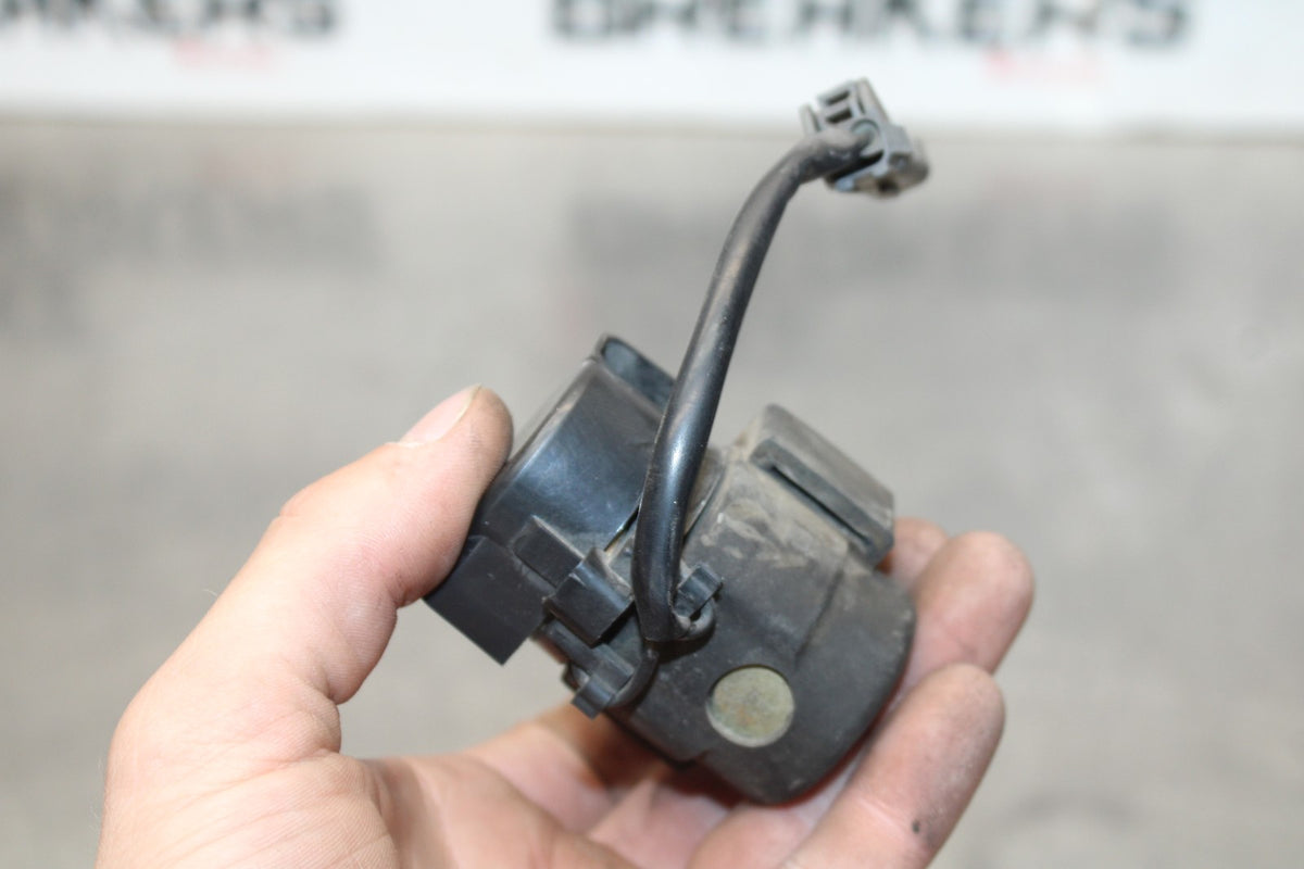 05 DUCATI SUPERSPORT 800 ENGINE STARTER RELAY STARTING MOTOR SWITCH BB913