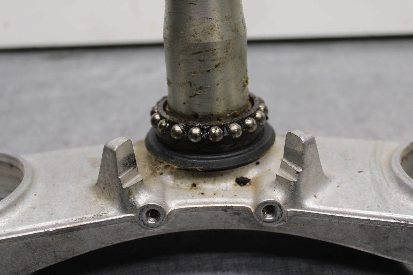 00-05 KAWASAKI NINJA ZX12R FRONT FORKS CLAMP LOWER TRIPLE TREE STEM BB121