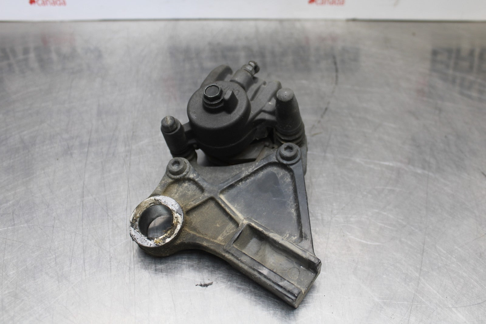 07-08 KAWASAKI NINJA ZX6R REAR BACK BRAKE CALIPER W MOUNT BRACKET BB203