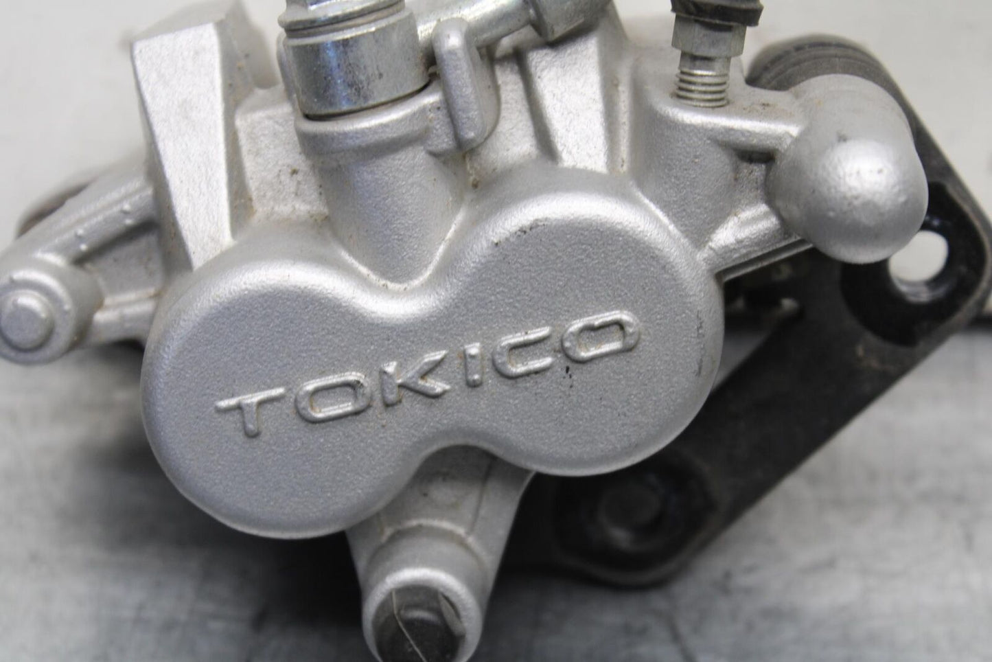 2013 Suzuki Boulevard C50T FRONT BRAKE CALIPER BB625