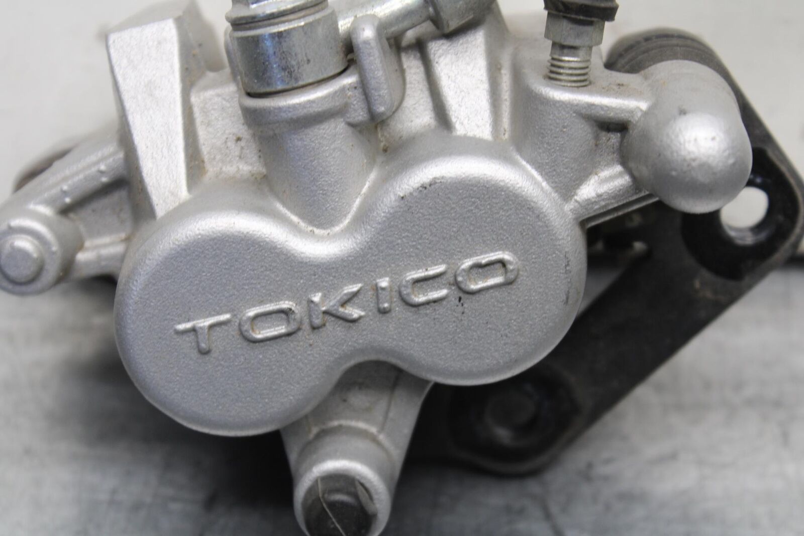 2013 Suzuki Boulevard C50T FRONT BRAKE CALIPER BB625
