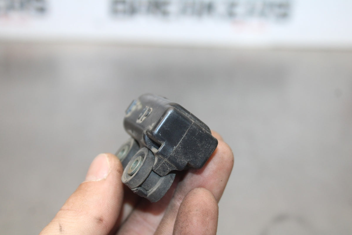 05 YAMAHA YZF R6 TIP OVER BANK ANGLE CRASH SENSOR SWITCH  BB894