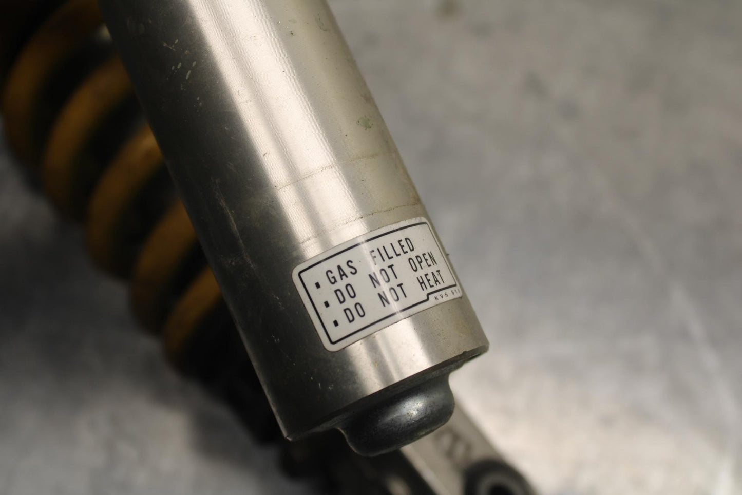 2004 Honda CBR600F4i REAR BACK SHOCK ABSORBER SUSPENSION BB606