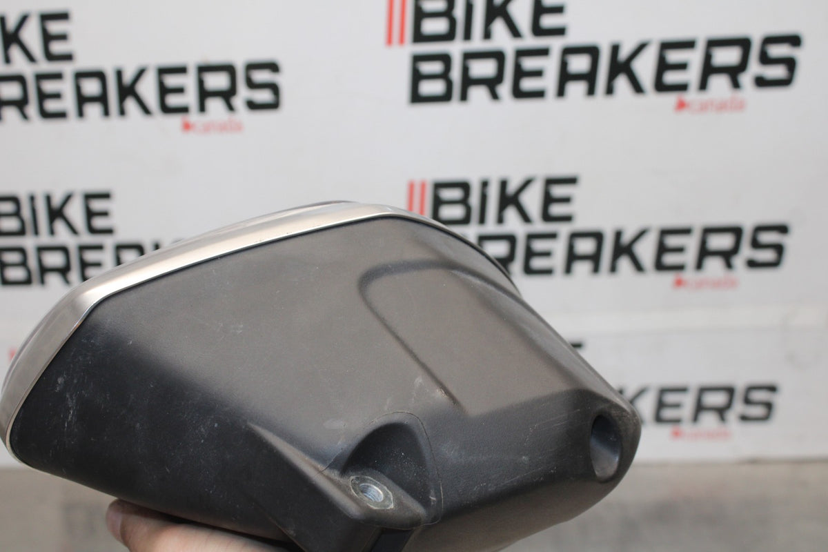 12 TRIUMPH STREET TRIPLE R FRONT RIGHT HEADLIGHT HEAD LIGHT LAMP BB914