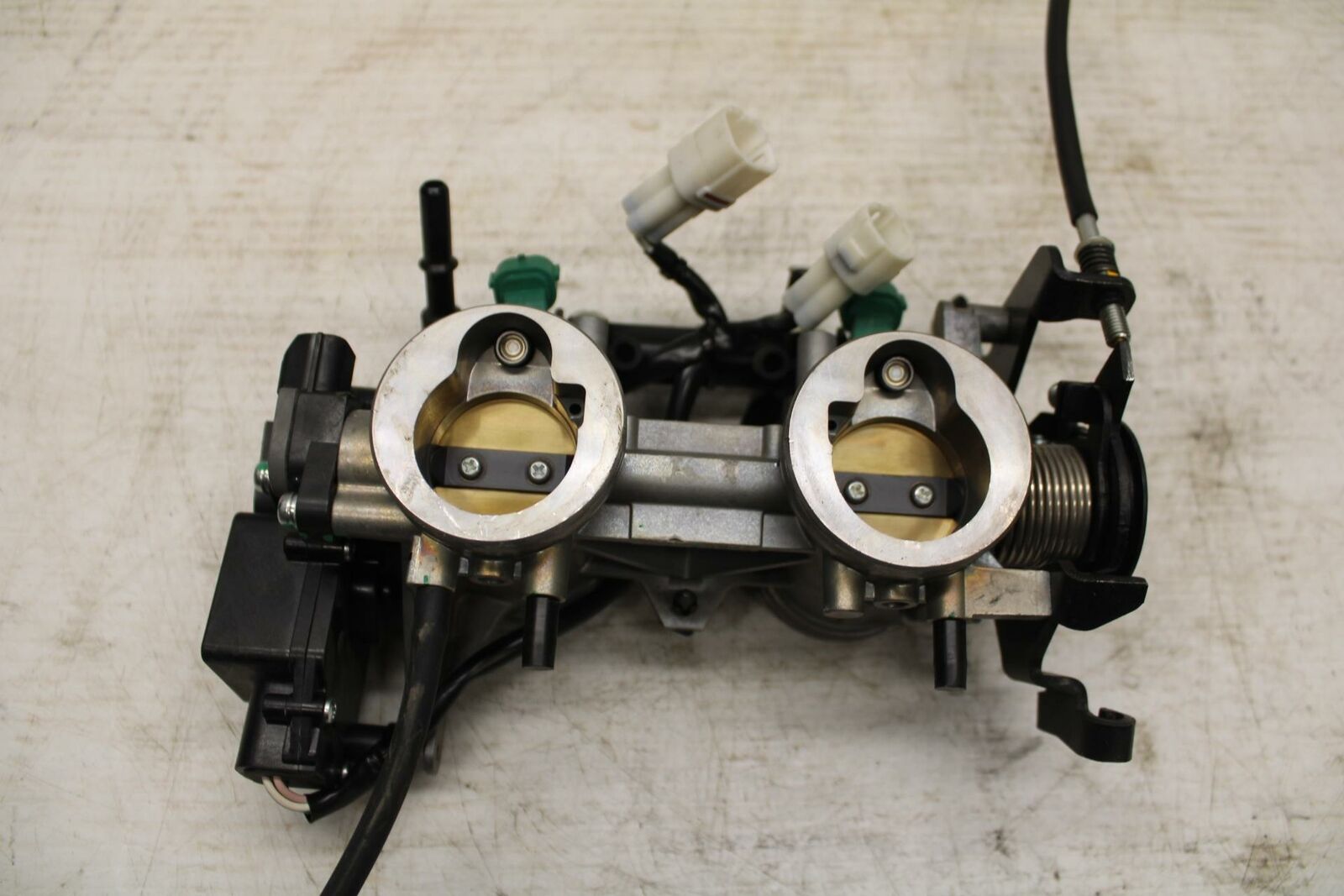 11-12 KAWASAKI NINJA 400 EX400 C MAIN FUEL INJECTORS / THROTTLE BODIES BB358