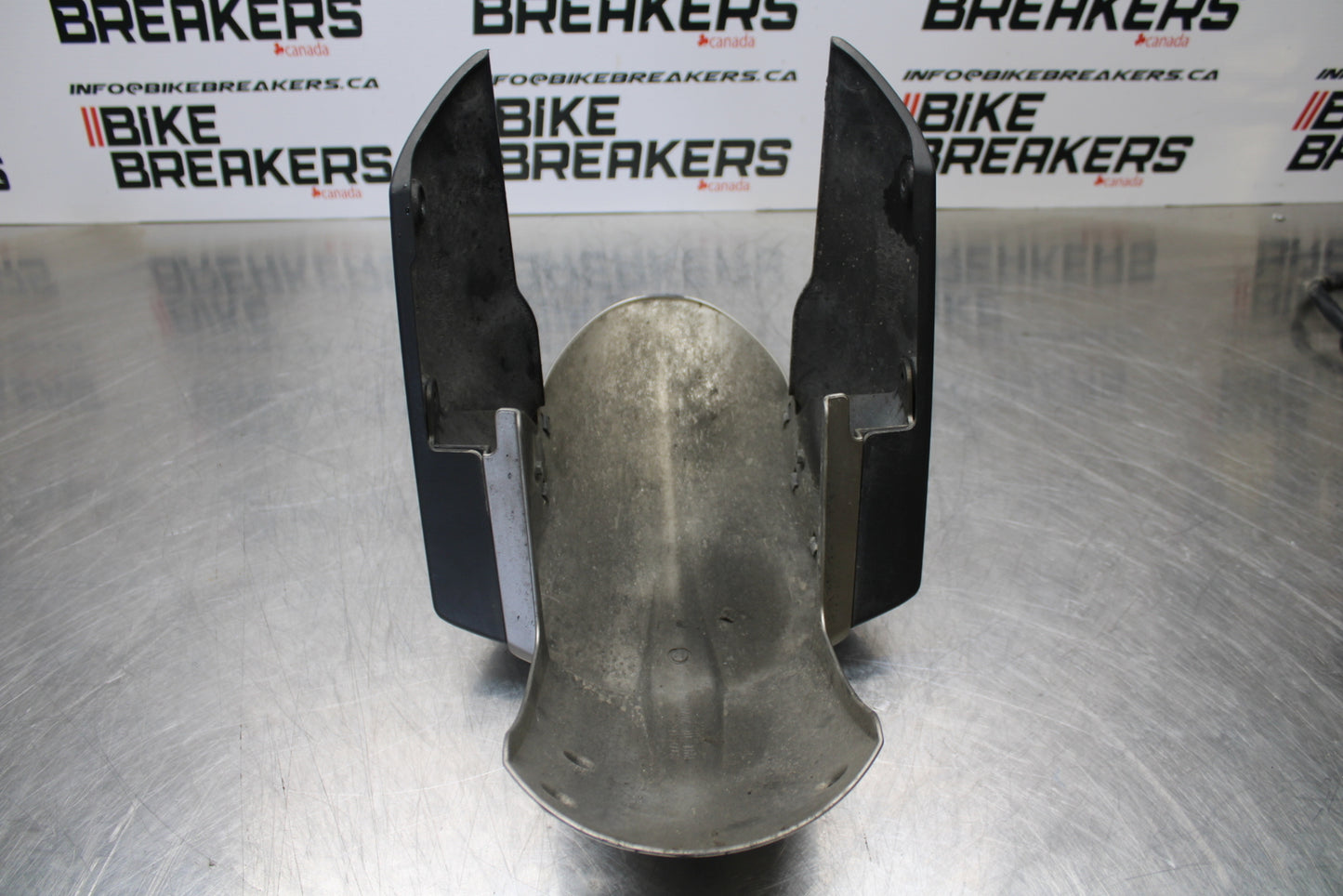 04-05 KAWASAKI NINJA ZX10R FRONT WHEEL FENDER COWL FAIRING BB163