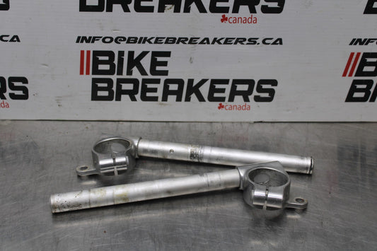 98 KAWASAKI NINJA ZX6 LEFT RIGHT CLIP ON ONS HANDLEBARS PAIR SET BB870