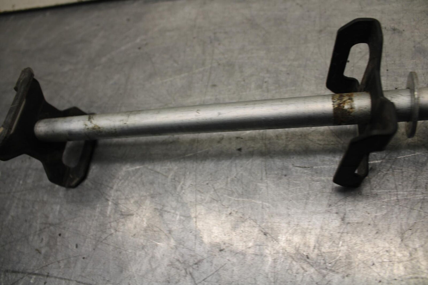 08-12 KAWASAKI NINJA 250R EX250J REAR AXLE BACK WHEEL RIM PIVOT BOLT AXEL BB612