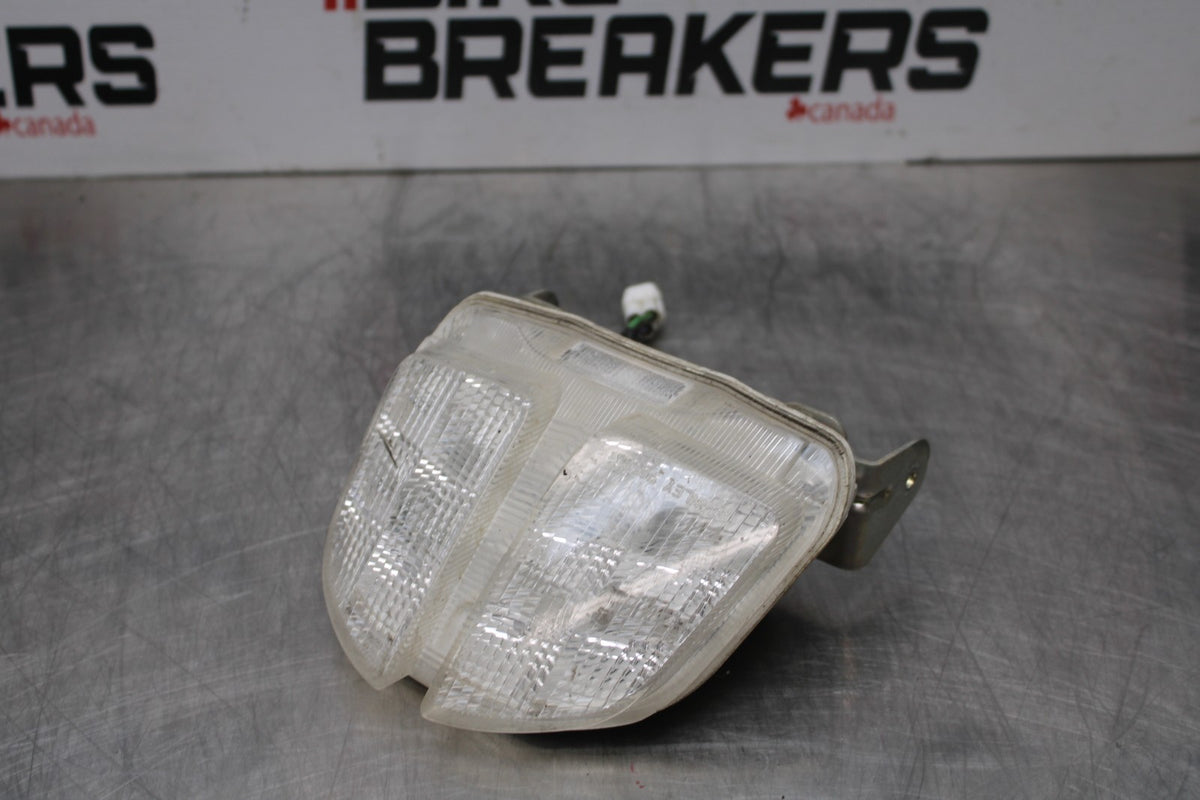 06-07 SUZUKI GSXR 600 REAR TAIL TAILLIGHT BACK BRAKE LIGHT BB178