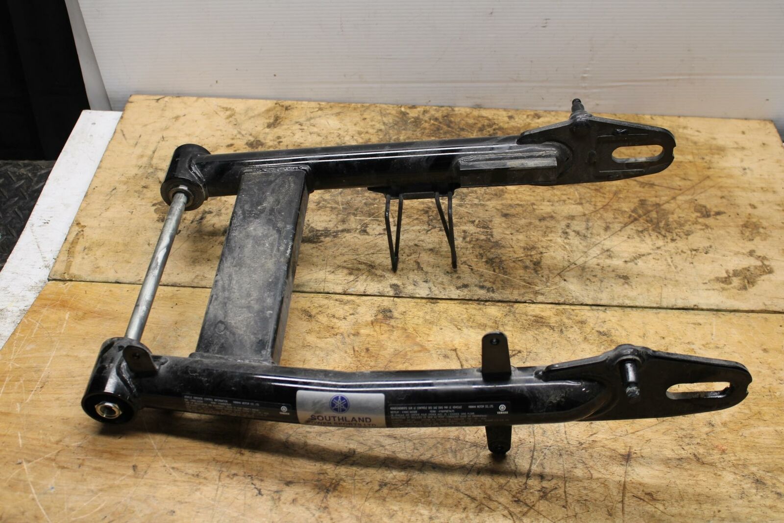 17-20 YAMAHA BOLT XVS950 R-SPEC REAR SWINGARM SUSPENSION ARM BB348