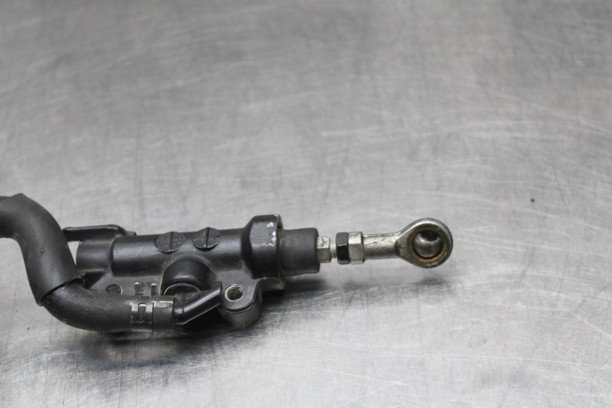 07-08 YAMAHA YZF R1 REAR BACK BRAKE MASTER CYLINDER W RESERVOIR BB771