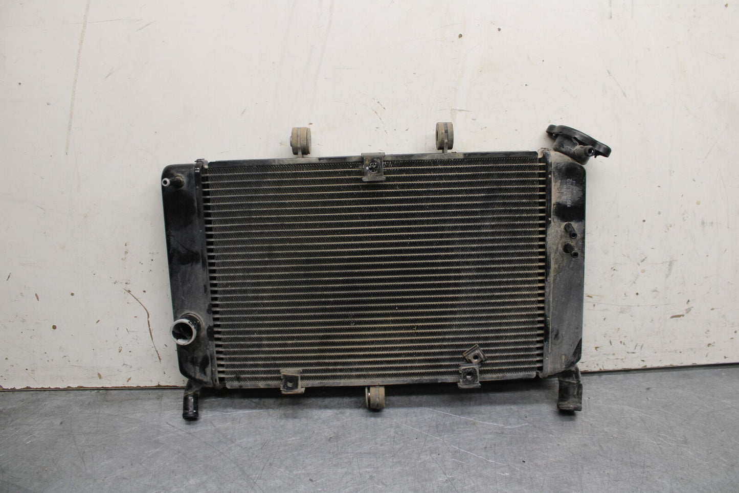 09-15 YAMAHA FZ6R ENGINE RADIATOR MOTOR COOLER RADIATER 20S-12461-01-00  BB686