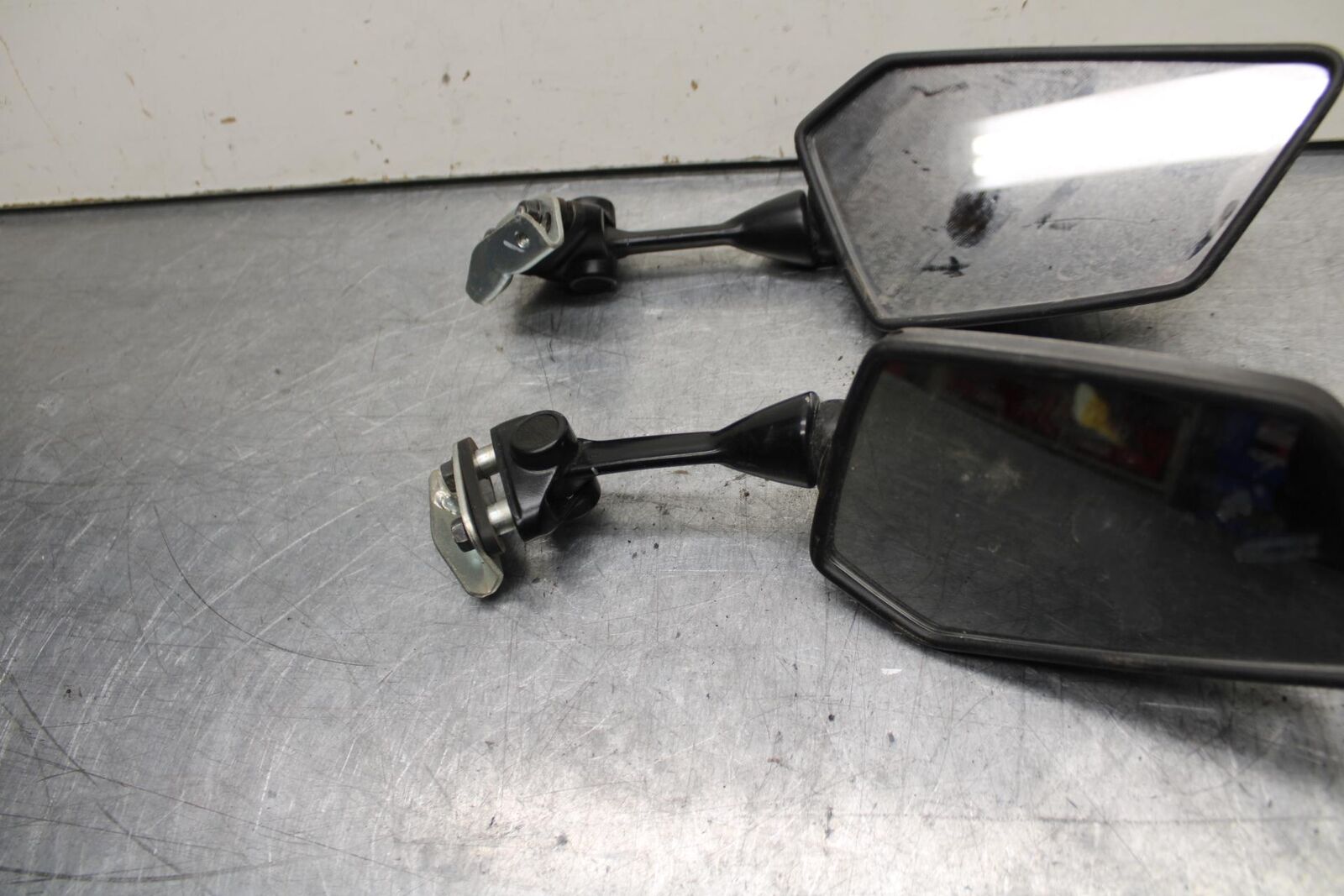 08-12 KAWASAKI NINJA 250R EX250J MIRROR pair set BB612