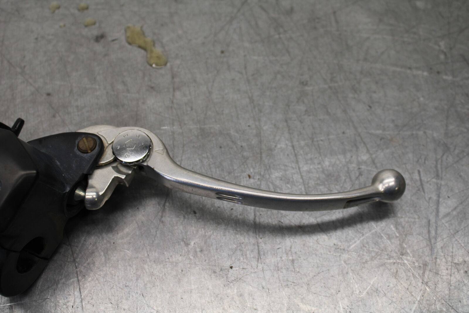 12-17 KAWASAKI ER-6N Z650 FRONT BRAKE MASTER CYLINDER w/ LEVER BB709